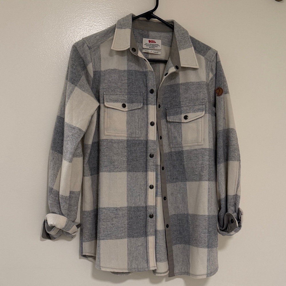 Women's Gray and Cream Plaid Button Down Shirt